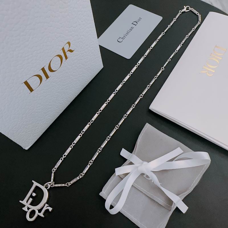 Dior Necklace 05lyr312